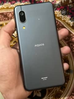 Aquos sense 3