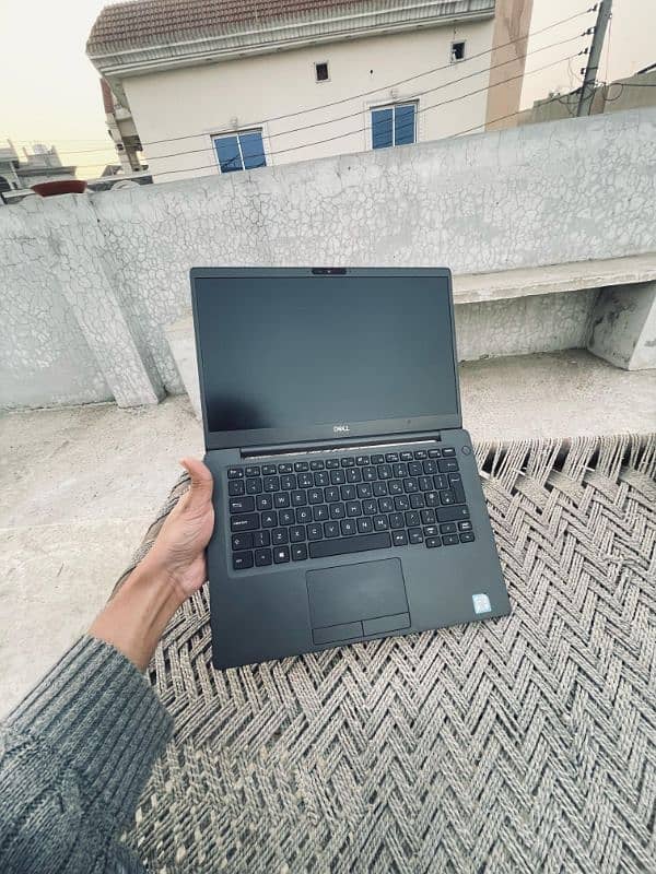 Dell Latitude 7300 i7 8th Gen - Touch Screen 6