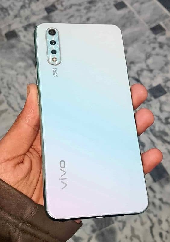 Vivo S1 4/128 Mobile phone For Sale 1