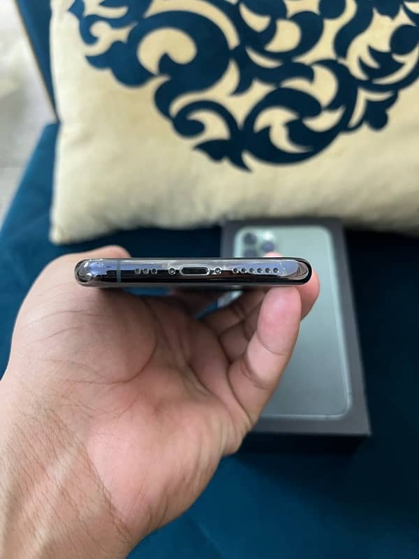 Iphone 11 pro pta approved 5