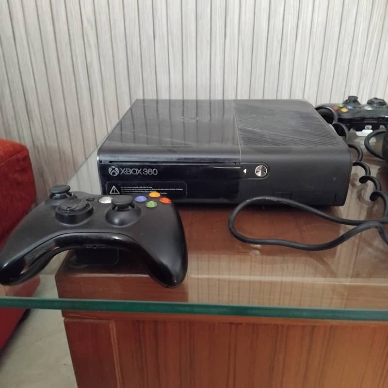 Xbox 360 Ultraslim 0