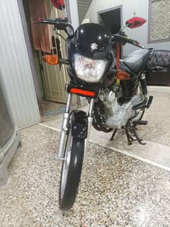 suzuki 110s totally in orignal condition and new