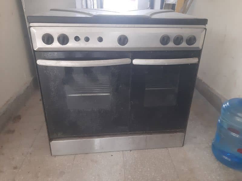 Cooking Range for Sale with 5 Burners 0