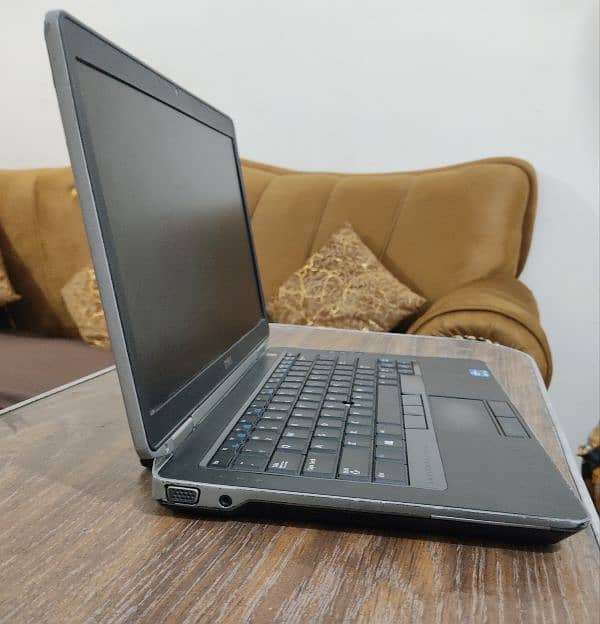 Dell Latitude E6430s - Core i7 | SSD | Urgent Sale 1