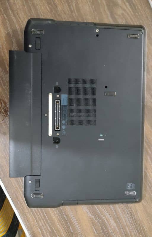 Dell Latitude E6430s - Core i7 | SSD | Urgent Sale 4