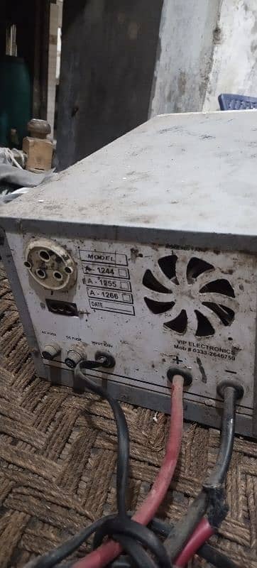 ups 1800 watts 2