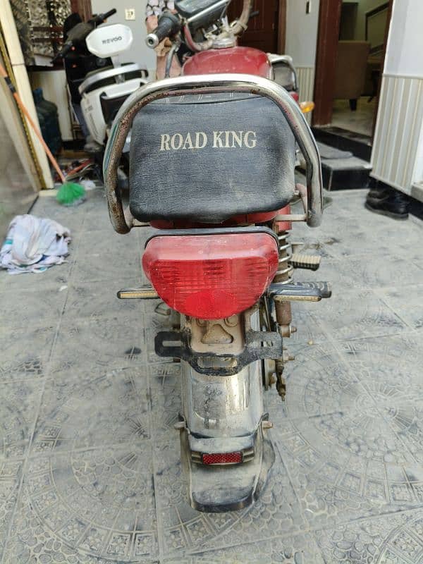 electric bike lithium battery Okay condition, road king, model 2024 1