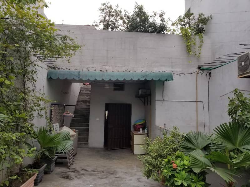 One And Half Story House For Sale Nazir Park Main Ghazi Road Lahore 6