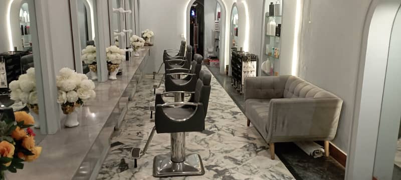 hall with establish beauty salon men & women 2