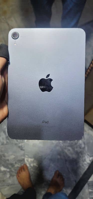 ipad mini 6 with box 3