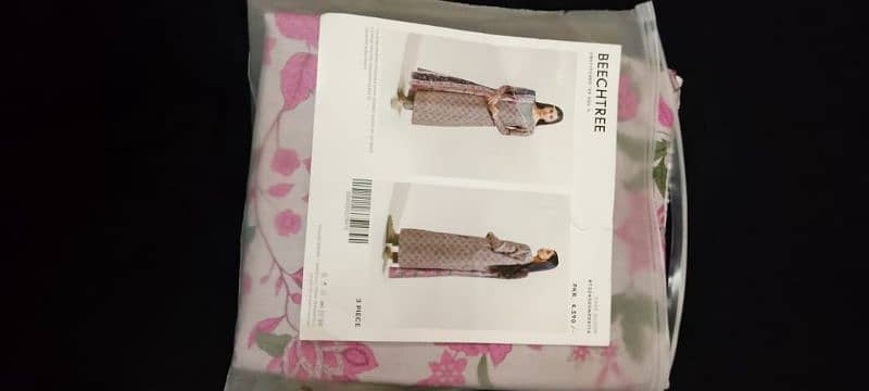 Beechtree branded suits colour and stuff ki guarantee ha 4