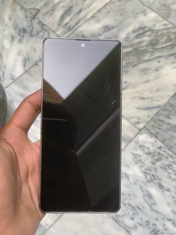 aquos zero 6 8/128gb 1