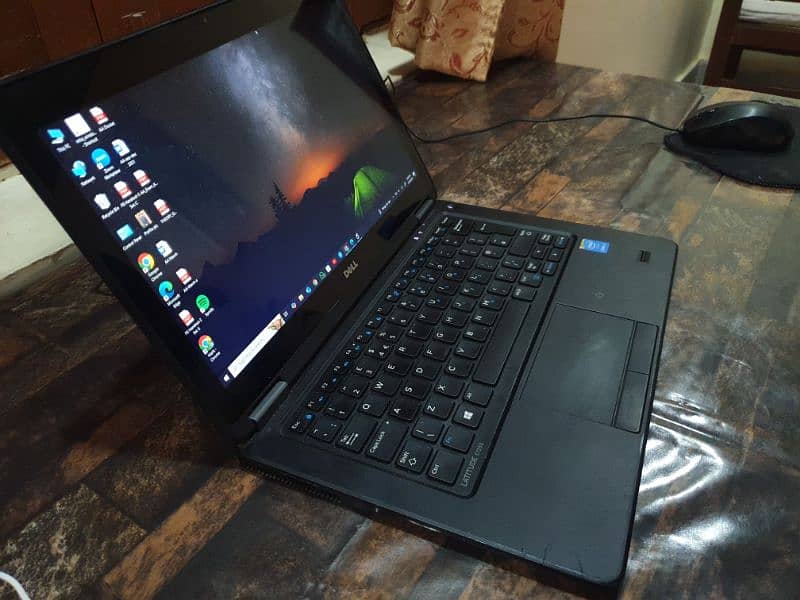 Dell Latitude i7 5th Gen 1