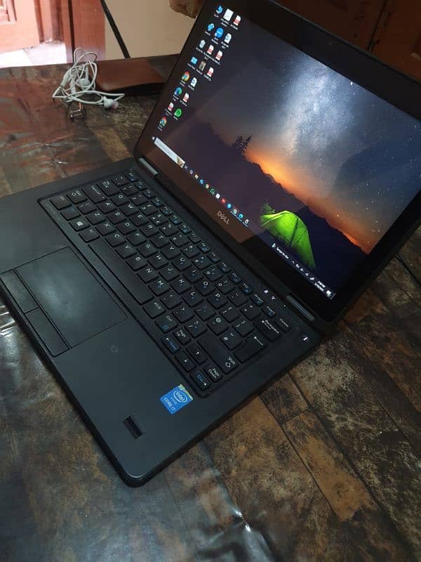 Dell Latitude i7 5th Gen 2