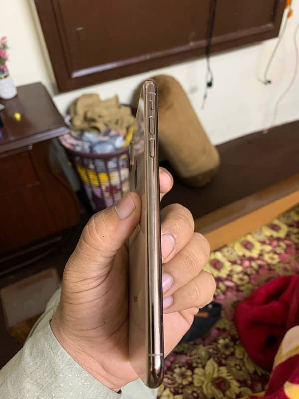 IpHone xs max 64 Gb pta watarpack  airtight 8