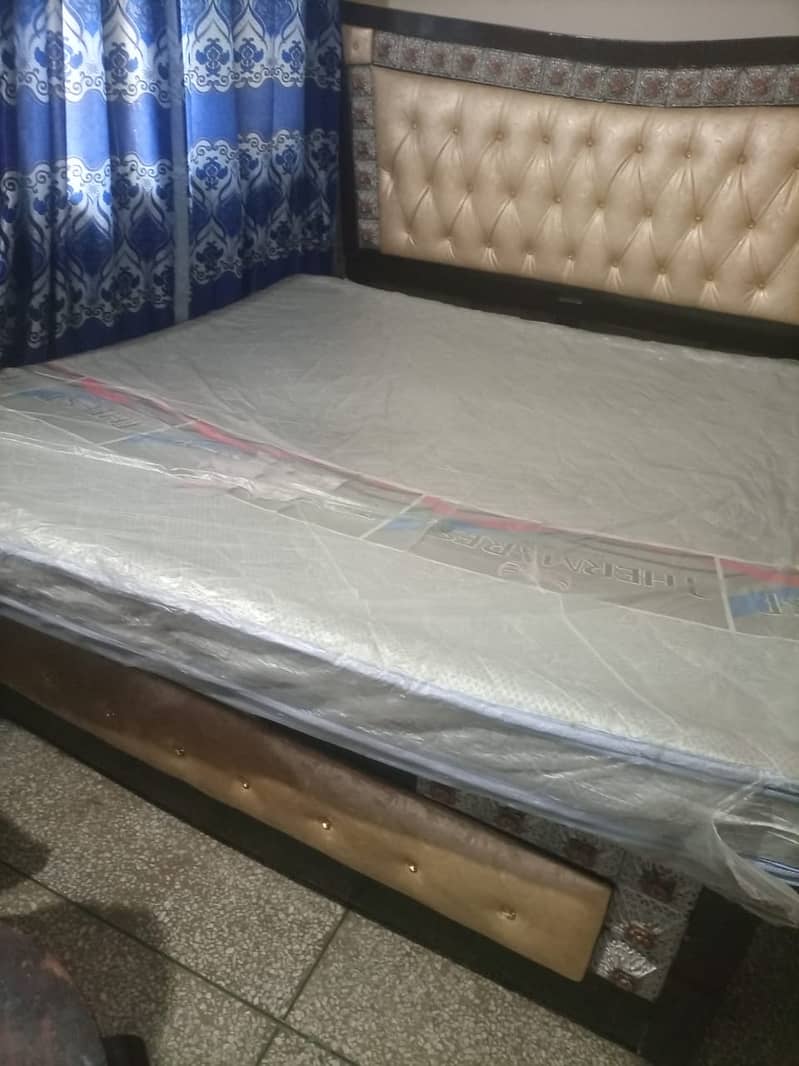 Medicated Mattress for Sale - King Size, 4 Inches 3