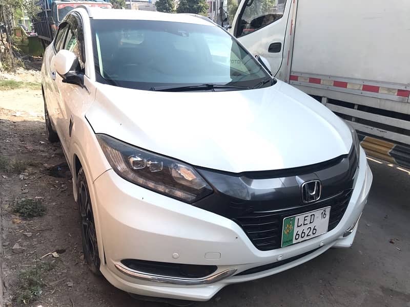 Honda Vezel 2015 1