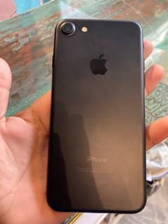 iPhone 7 32 GB Water pack Buttery Health 92