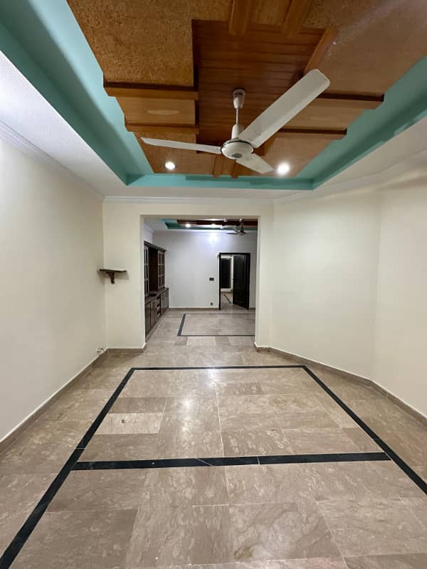 UPPER PORTION FOR RENT LOCATION CHAKLALA SCHEME 3 1