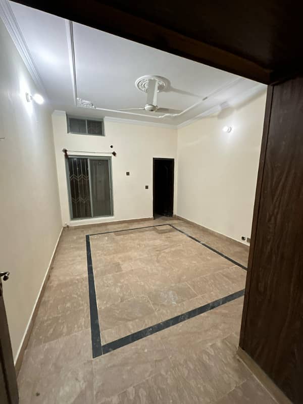 UPPER PORTION FOR RENT LOCATION CHAKLALA SCHEME 3 2