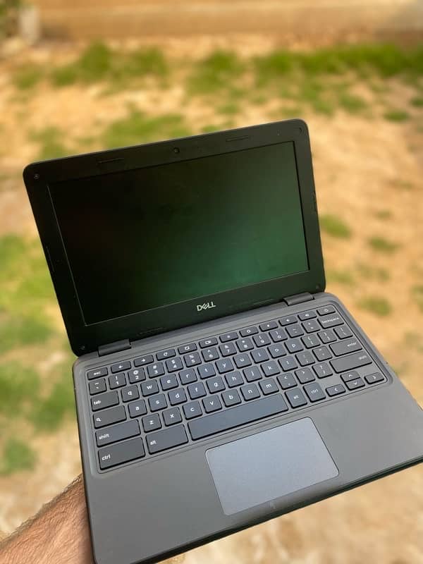 Dell chromebook 3100 (upgrade able) 0