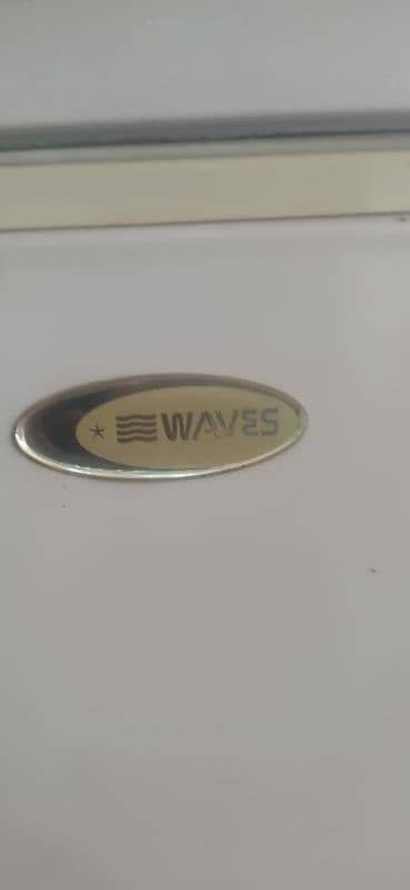 waves triplet two doors deep freezer 5