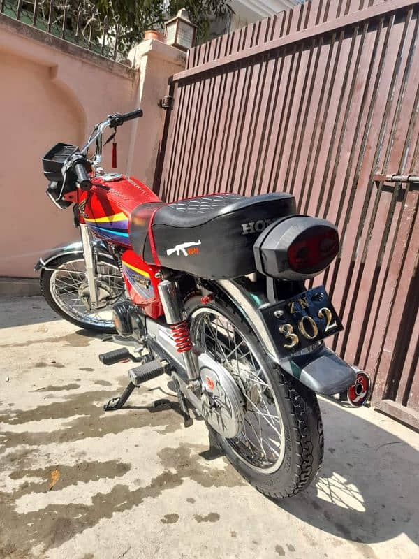 Honda motorcycle 125 model 2012 my WhatsApp 03265352971 1