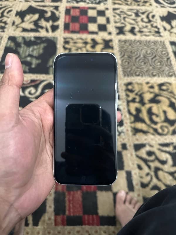 Iphone 15 jv 128 GB with box and cable 1