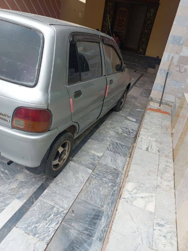 Daihatsu Cuore 2002 4