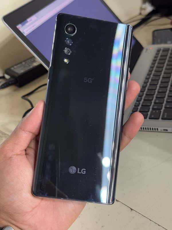 LG Velvet 5G 8/128 GB 0