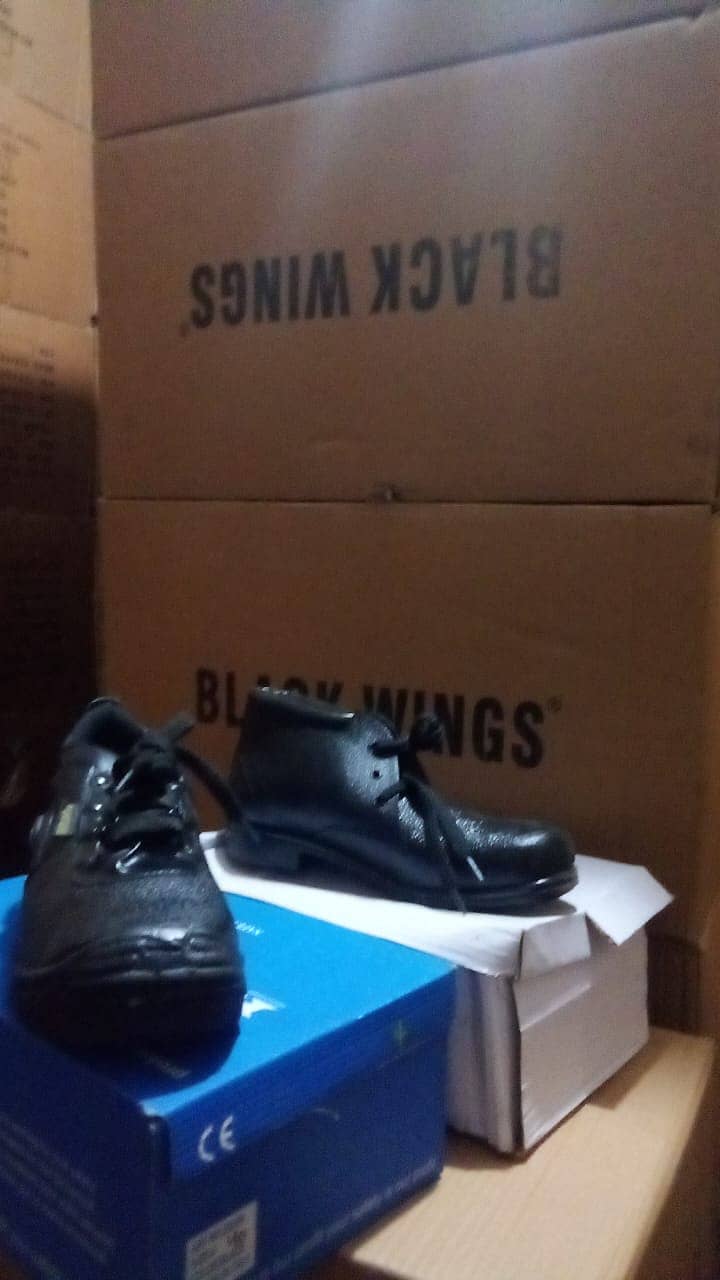 SAFETY SHOES 2