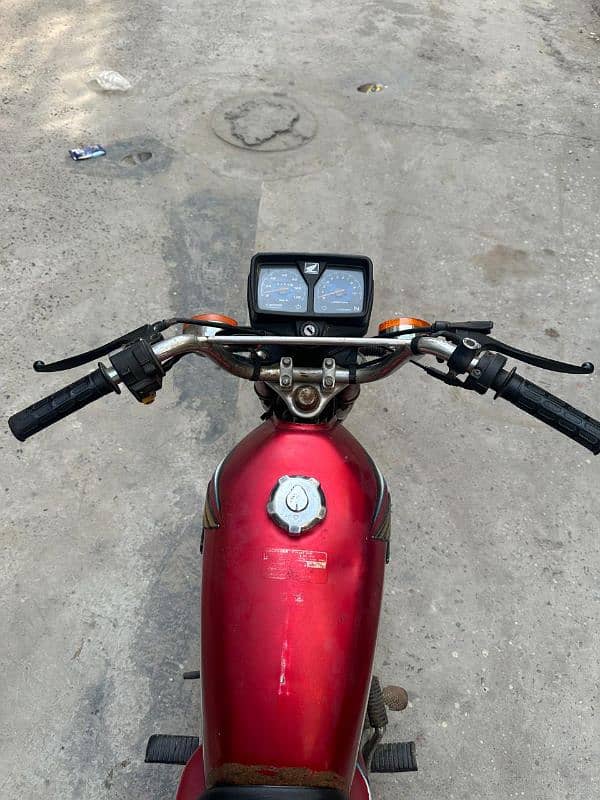 Honda CG125, Urgent sale, Flexible price, Registration Lahore, 3