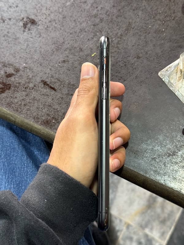 iphone 11 pro max 64 gb non pta 2