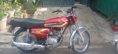 Honda 125 lush condition my own name