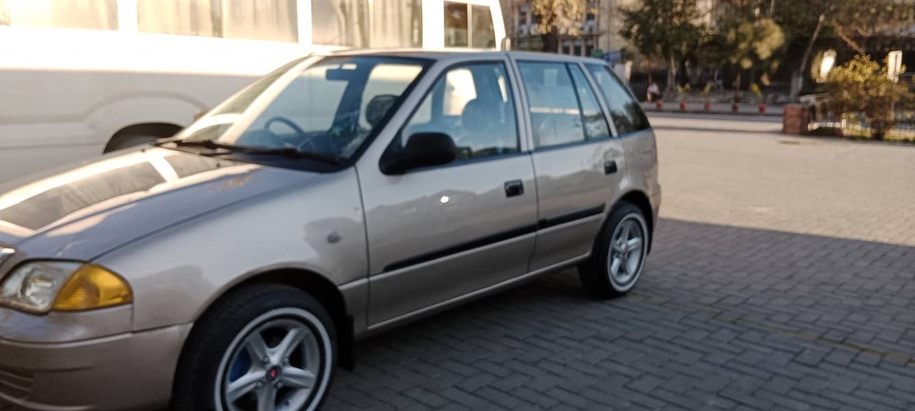 Suzuki Cultus VXR 2015 Geniune condition 7