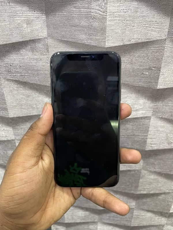 iphone xs -non pta factory unlock-256 GB 1