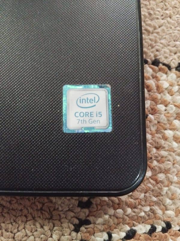 Laptop Core i5 7th generation 1TB/8GB 0