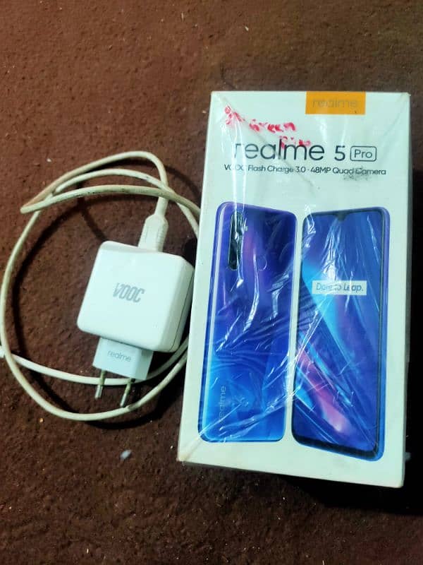 Realme 5 Pro 8/128gb 3