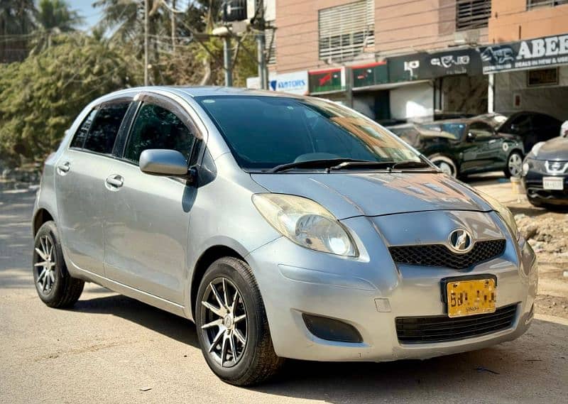 Toyota Vitz 2010 1