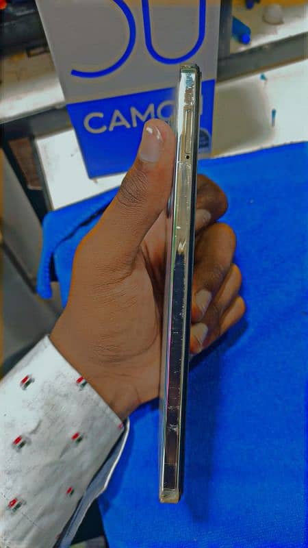 Tecno camon 30 12 Gb 256 Gb 3