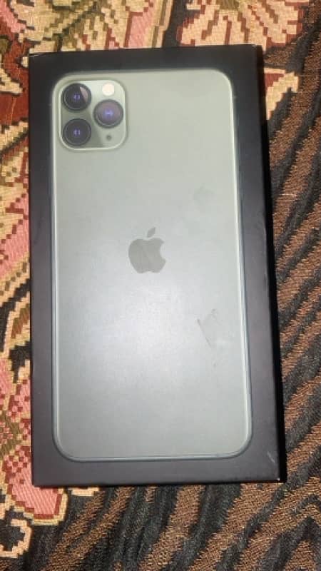 apple iphone 11 pro max Only serious person contact me only whatsapp 0