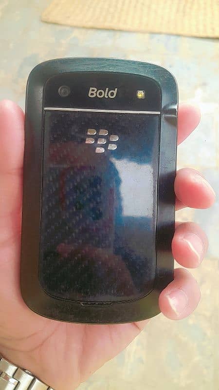 blackberry bold touch + keypaid 2