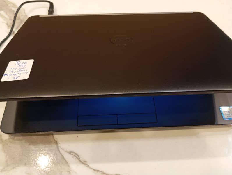 Dell latitude E5270. core i3/6th gen laptop for sale 3