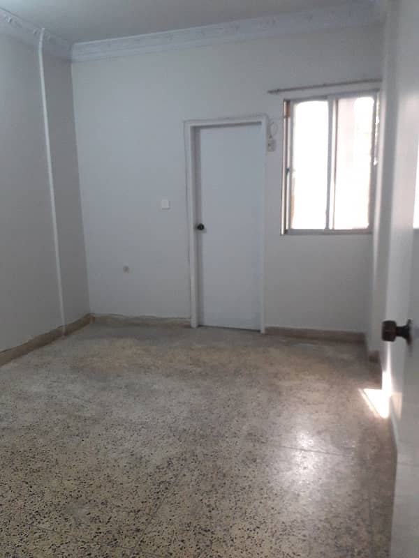 two bed dd apartment for rent in johar 1