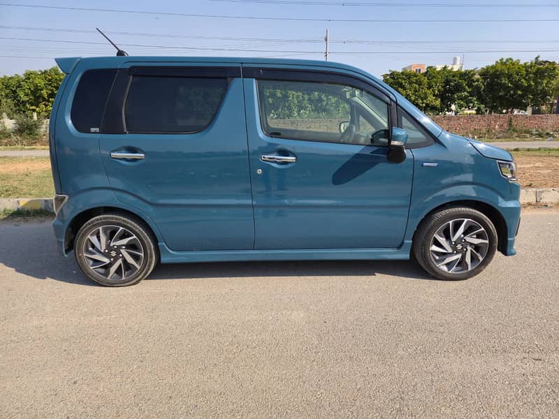 Suzuki Wagon R 2022 (Fresh Import) 7