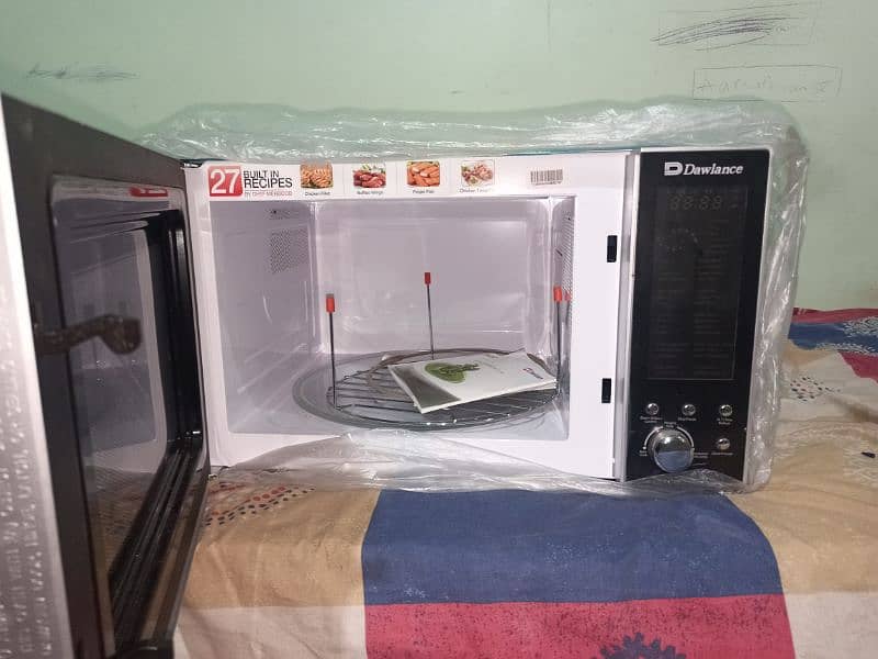 Microwave Oven big size new without warranty 9