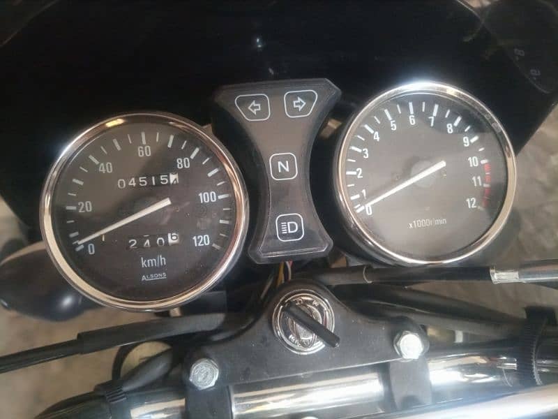 Suzuki Gs 150  only 4515 km drive 0