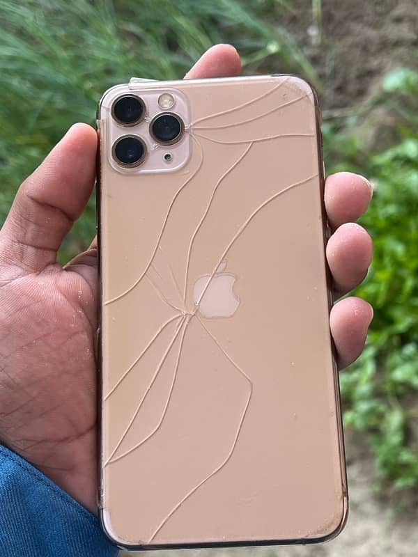 IPHONE 11 Pro max Golden 64GB 6