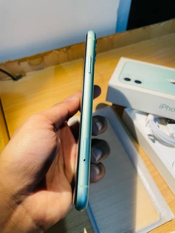 Iphone 11, 128 GB, Green, Non PTA 3