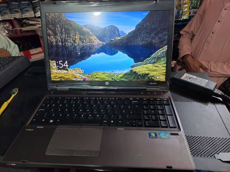 HP ProBook i5 3rd generation 8gb ram/320gb hard 4